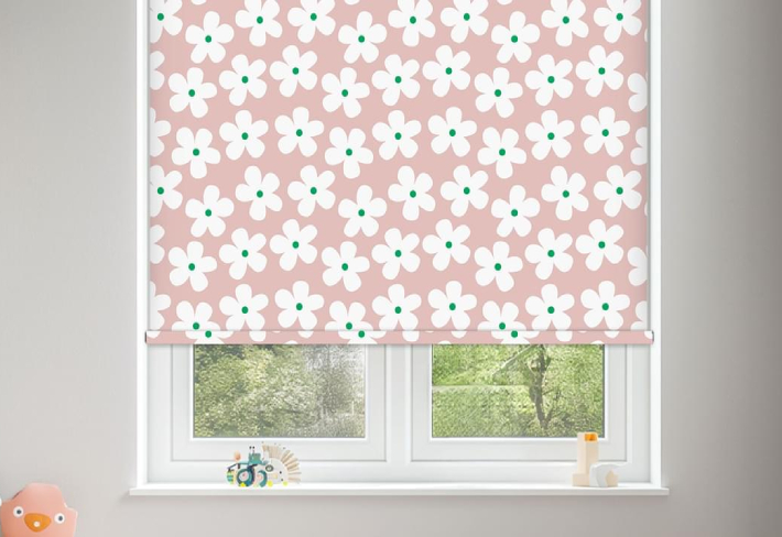 Daisy flowers pink Roller Blind